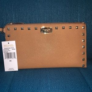 AUTHENTIC Michael Kors Large Wristlet